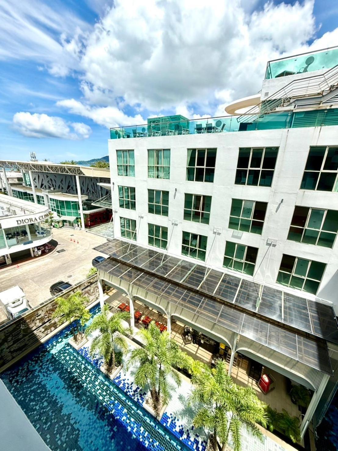 The Kee & Station touristique Patong